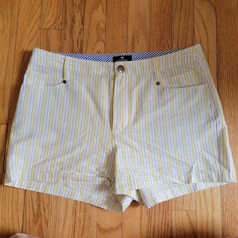 Sperry Yellow Gray Stripe Seersucker Shorts 10